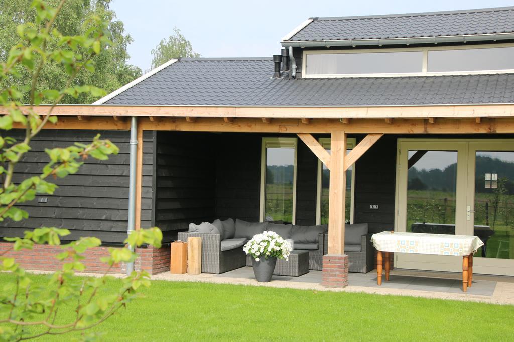 Vakantiehuis Weideblik Biezenmortel Esterno foto